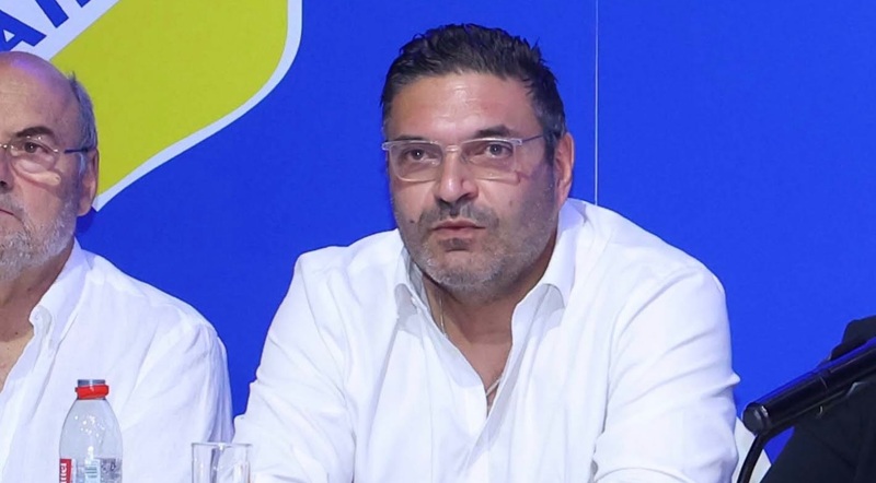 Ο Κωνσταντίνος Πετρίδης